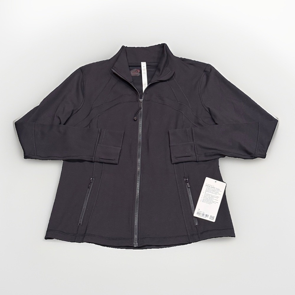 NWT LULULEMON DEFINE FULL ZIP JACKET LUON CLASSIC BLACK SIZE 18 *LOGO ON BACK*